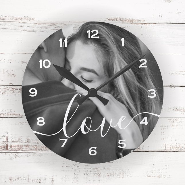 Reloj Redondo Mediano Recuerdo personalizado de foto con letra de amor B (Subido por el creador)