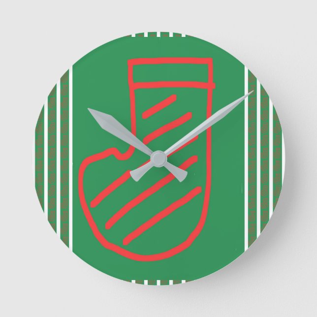 Reloj Redondo Mediano Red Green Christmas Stocking on Green (Anverso)
