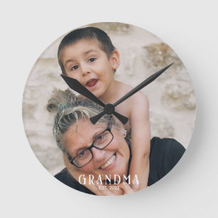 Reloj Redondo Mediano Regalo de Foto de Abuela Establecida