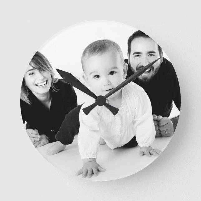Reloj Redondo Mediano Regalos por menos de $50 por su foto personalizada (Anverso)
