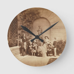 Reloj Redondo Mediano Retrato de la familia real en la casa de Osborne,