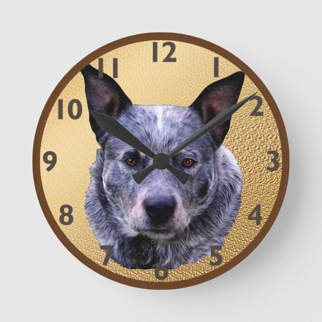 Reloj Redondo Mediano Retrato de perro de ganado vacuno australiano (Anverso)