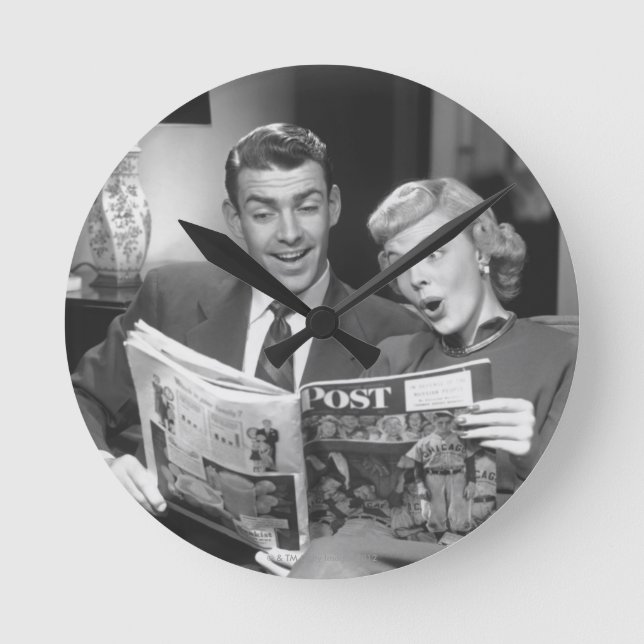 Reloj Redondo Mediano Revista de lectura de parejas (Anverso)