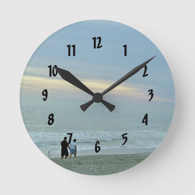 Reloj Redondo Mediano Romantic Walk Along The Beach (Anverso)