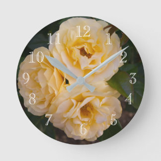 Reloj Redondo Mediano Rosas románticos