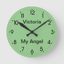Round (Medium) Wall Clock – Victoria