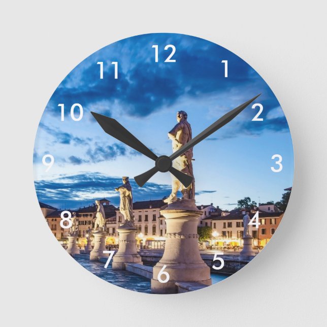 Reloj Redondo Mediano Row of illuminated statues in Padova (Anverso)