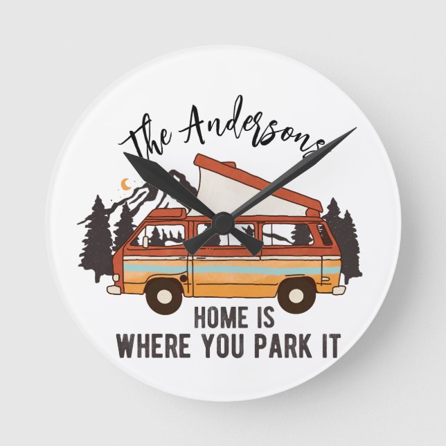 Reloj Redondo Mediano RV Camping Tent TrailHome es donde lo estacionas (Anverso)