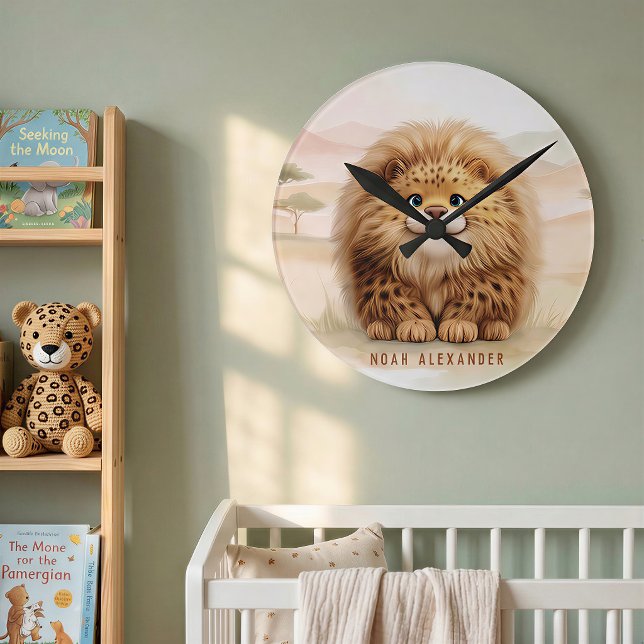 Reloj Redondo Mediano Safari Cute Zuberi The Fluffy Leopard Name Kids (Subido por el creador)