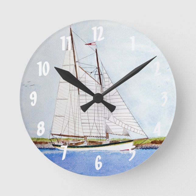 Reloj Redondo Mediano Sail Boat Sailing Ship Monogram Initial Wall Clock (Anverso)