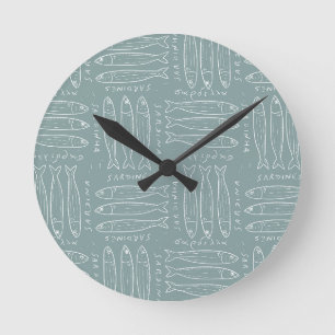 Reloj Redondo Mediano Sardinas azules de moda en color salvia polvorient