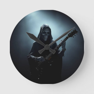 Reloj Redondo Mediano Segador siniestro en el escenario con guitarra