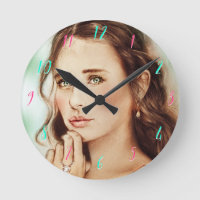 Señora elegante bonita Round Clock, arte del