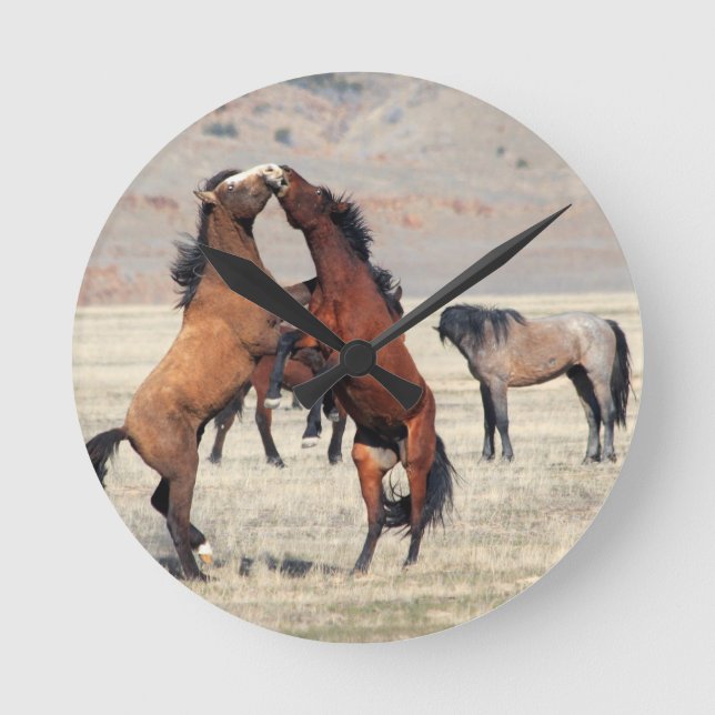 Reloj Redondo Mediano Shenanigans (Anverso)