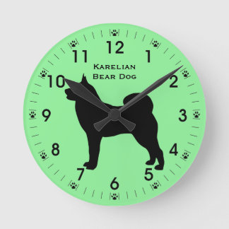 Reloj Redondo Mediano Silueta carelia del perro del oso personalizada