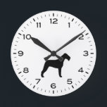 Reloj Redondo Mediano Silueta de la raza de perro del territorio irlandé<br><div class="desc">Un divertido reloj de pared para la casa o la oficina. Hace un regalo original para los amantes del Irish Terrier. Echa un vistazo al Doodle World de Jenn para ver más relojes decorativos y decoración de casa con temática de raza de perro.</div>