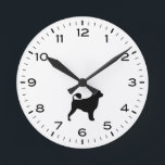 Reloj Redondo Mediano Silueta de perro de agua portuguesa negro y blanco<br><div class="desc">Un divertido reloj de pared de Perro de Agua Portugués para la casa o la oficina. Hace un regalo original para los amantes de Portie. Echa un vistazo al Doodle World de Jenn para ver más relojes decorativos y decoración de casa con temática de raza de perro.</div>
