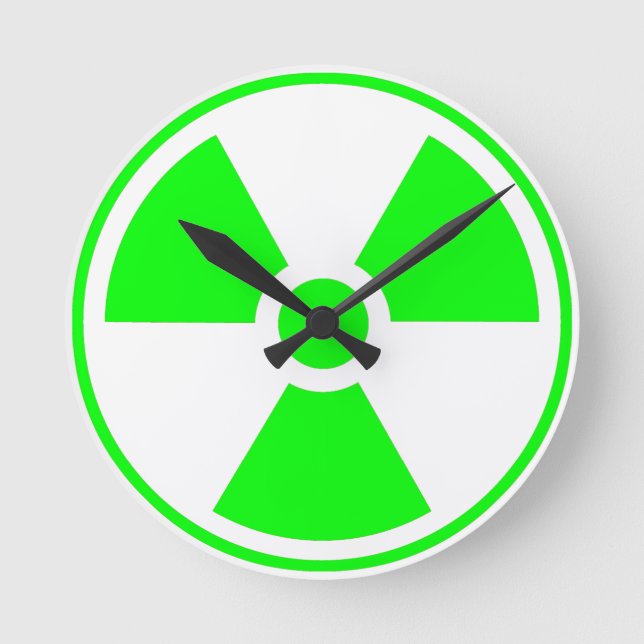 Reloj Redondo Mediano Símbolo de radiación nuclear radiactiva en verde (Anverso)