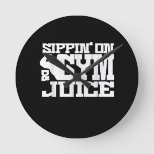 Reloj Redondo Mediano Sippin Sobre Jugo De Gimnasio - Camisetas De Entre