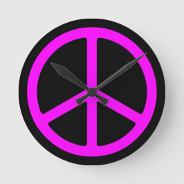 Reloj Redondo Mediano Skinny Pink Peace Sign on Black Wall Clock