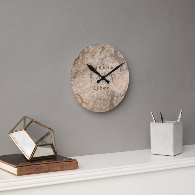 Reloj Redondo Mediano Southwest Petroglyhs Custom Tribe/Name (Oficina)
