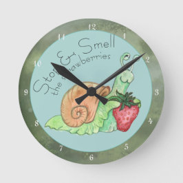 Reloj Redondo Mediano Stop and Smell the Strawberries Snail 