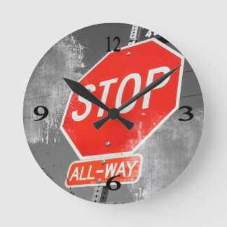 Reloj Redondo Mediano Stop Sign