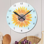 Reloj Redondo Mediano Sunflower<br><div class="desc">Este reloj de paseo floral está decorado con un girasol amarillo acuarela y un fondo azul del cielo. Hace un regalo perfecto para el calentamiento de la casa. Acuarela original © Michele Davies.</div>