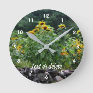 Reloj Redondo Mediano Sunflowers Along Stone Wall Art Personalizado