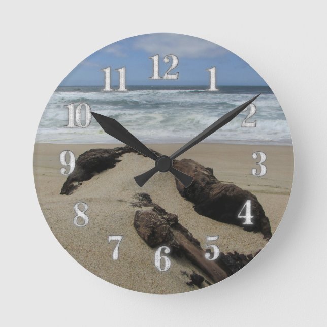 Reloj Redondo Mediano Surf Sand and Driftwood West Coast Landscape Beach (Anverso)
