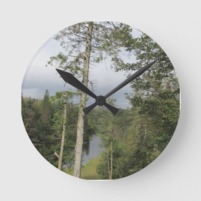 Reloj Redondo Mediano Tarn Hows Trees (Anverso)