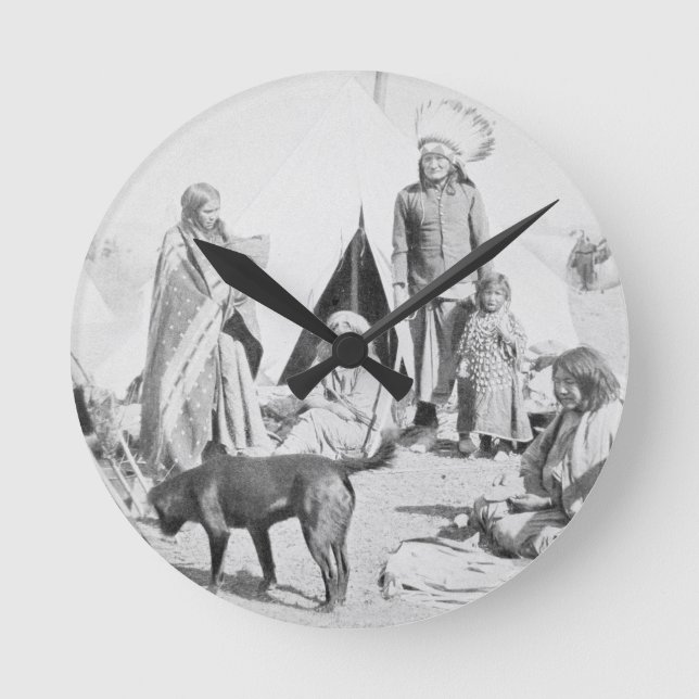 Reloj Redondo Mediano The Sioux Reservation at Pine Ridge, South Dakota, (Anverso)