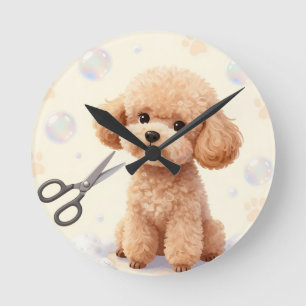 Reloj Redondo Mediano Tijeras de Burbujas de Aseo de Caniche Adorable 