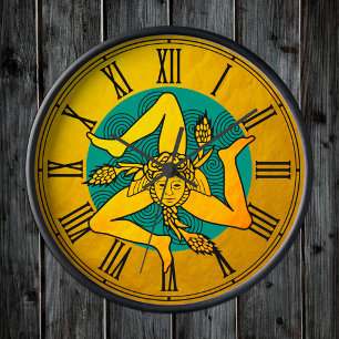 Reloj Redondo Mediano Triskelion dorado vintage y onda de triple espiral