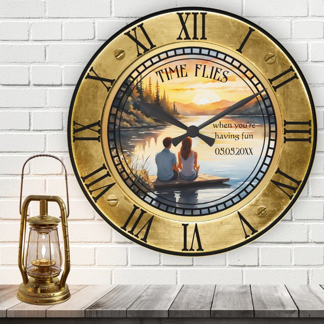Reloj Redondo Mediano Tu foto náutica (Nautical wall clock featuring your custom photo framed by a vintage ship window and roman numerals)