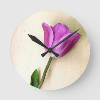 Reloj Redondo Mediano Tulip Magenta brillante