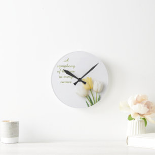 Reloj Redondo Mediano Tulipán Blanco e Inspirador Amarillo