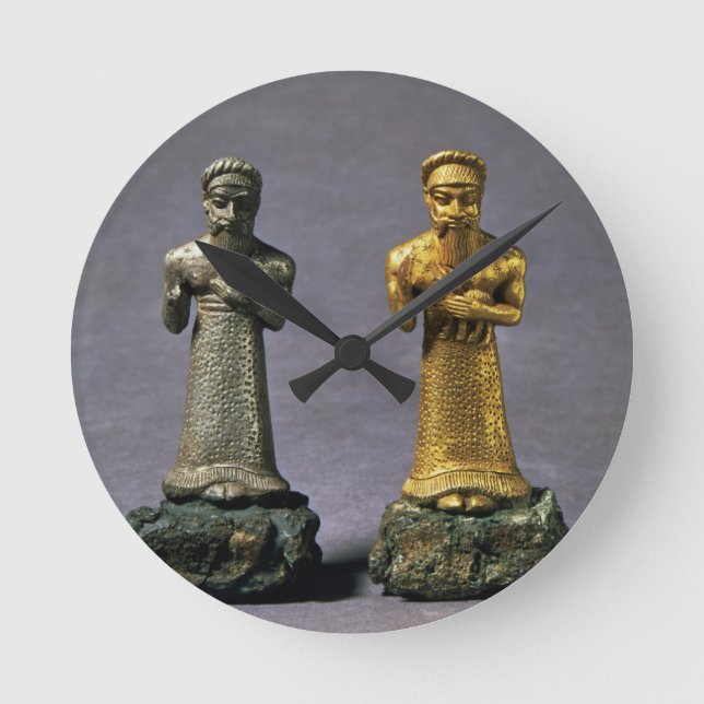 Reloj Redondo Mediano Two statuettes of men carrying offerings of goats, (Anverso)