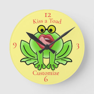 Reloj Redondo Mediano Un beso gracioso a una toad Thunder_Cove