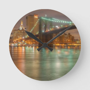 Reloj Redondo Mediano Un panorama del horizonte de New York City