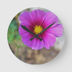 Reloj Redondo Mediano Una galaxia dentro de una flor