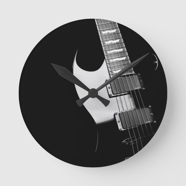 Reloj Redondo Mediano Una guitarra negra (Anverso)