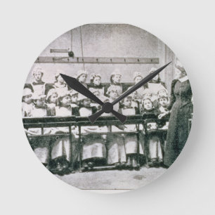 Reloj Redondo Mediano Una lección en la ciencia nacional (foto del b&w)