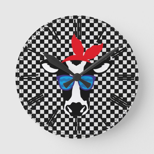 Reloj Redondo Mediano Vaca hipster en tablero de ajedrez (Anverso)