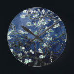 Reloj Redondo Mediano Van Gogh Almond Blossoms Midnight Blue<br><div class="desc">Artista: Vincent Van Gogh Título: Flores de almendra Color alterado por 2Sweet4wordsDiseños</div>