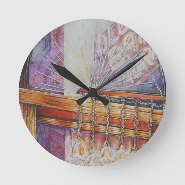 Reloj Redondo Mediano We Are All Moths Flying Around the Same Light. (Anverso)