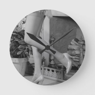 Reloj Redondo Mediano Woman Dancing