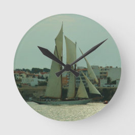 Reloj Redondo Mediano Yate clásico