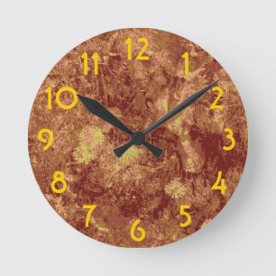 Reloj Redondo Mediano Yellow flower against leaf camouflage pattern