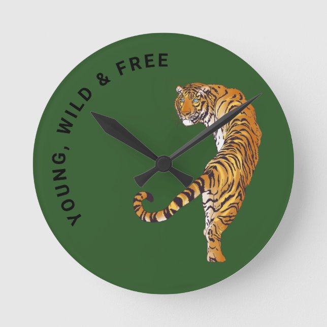 Reloj Redondo Mediano Young, Wild & Free Tiger Monogram Green Background (Anverso)